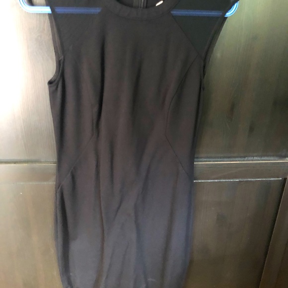 Banana republic LBD with sheer shoulders - Picture 1 of 3
